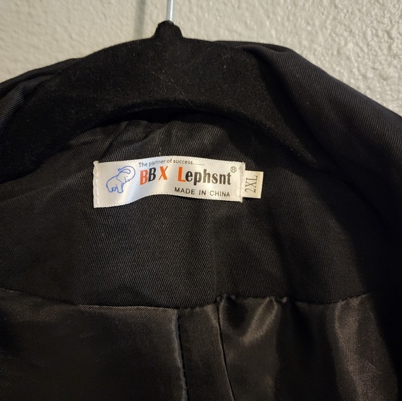 Anorak Vest - Picture 2 of 3